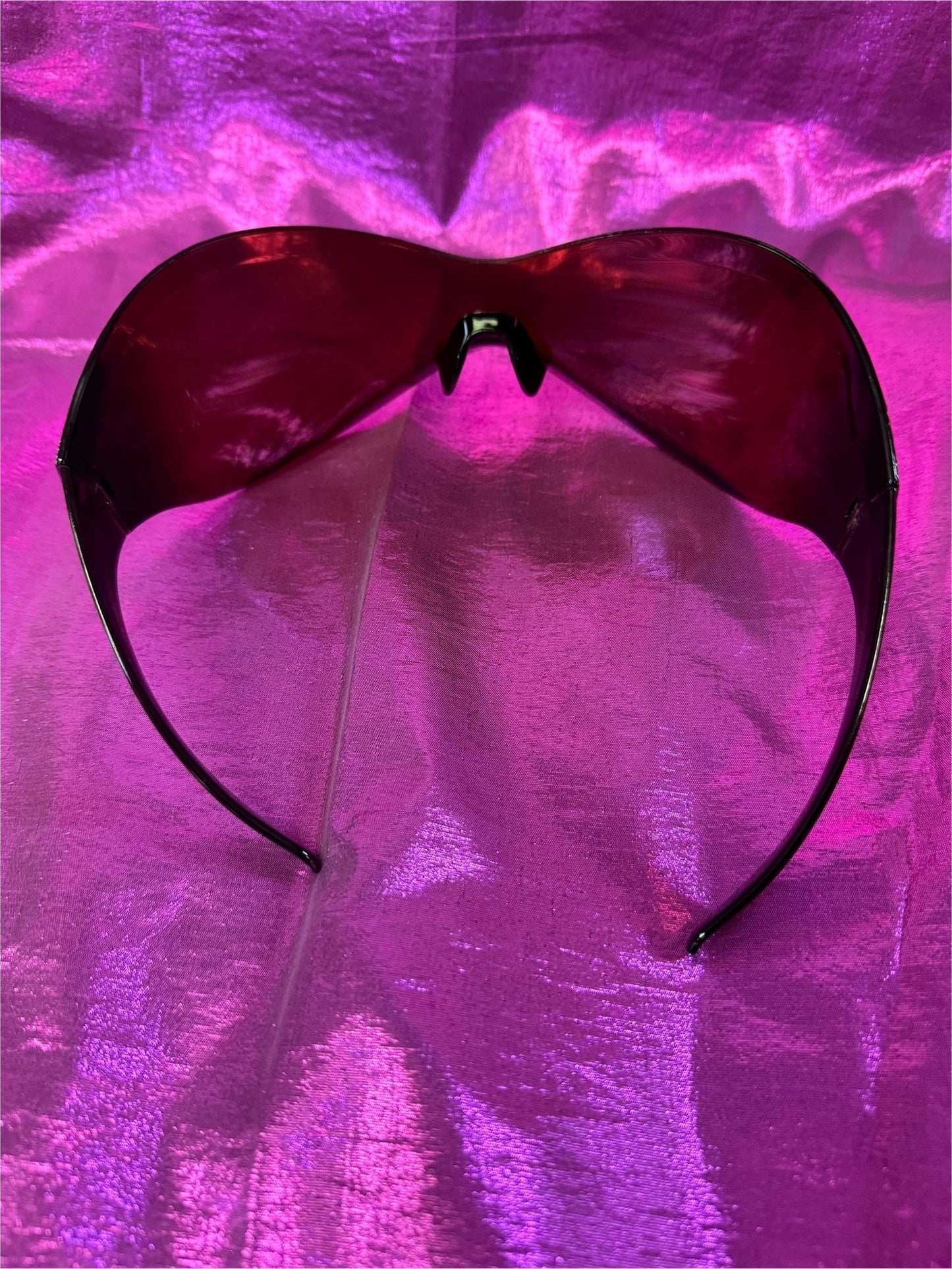 Deep Valley / Sample