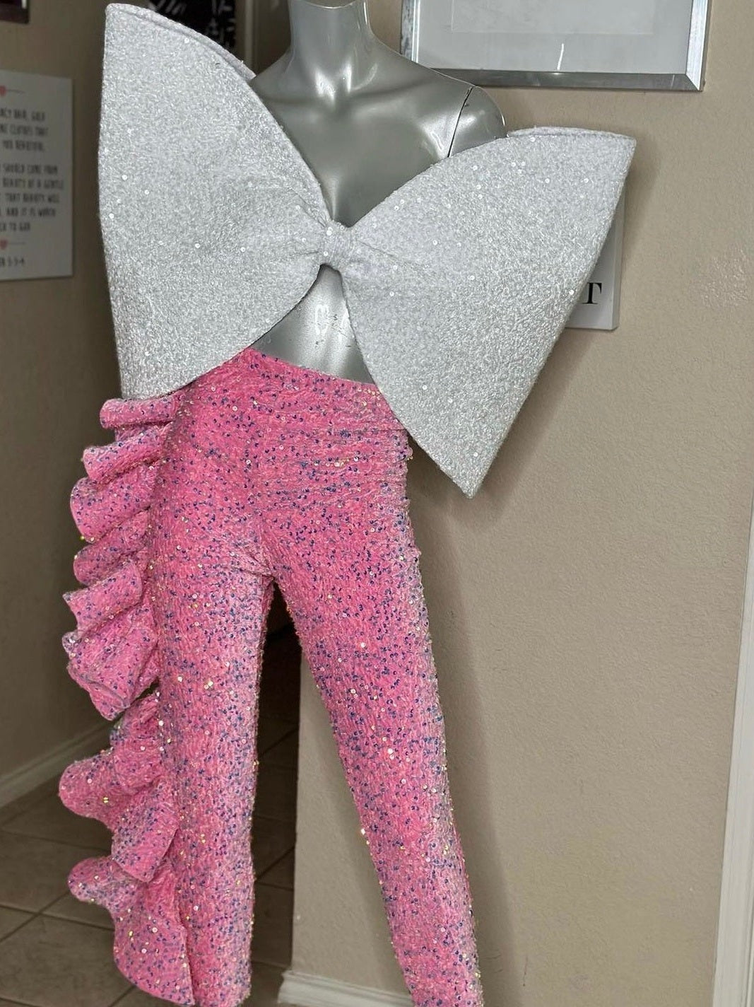 Stop and Stare 2.0 As Seen On Iesha the Gr8