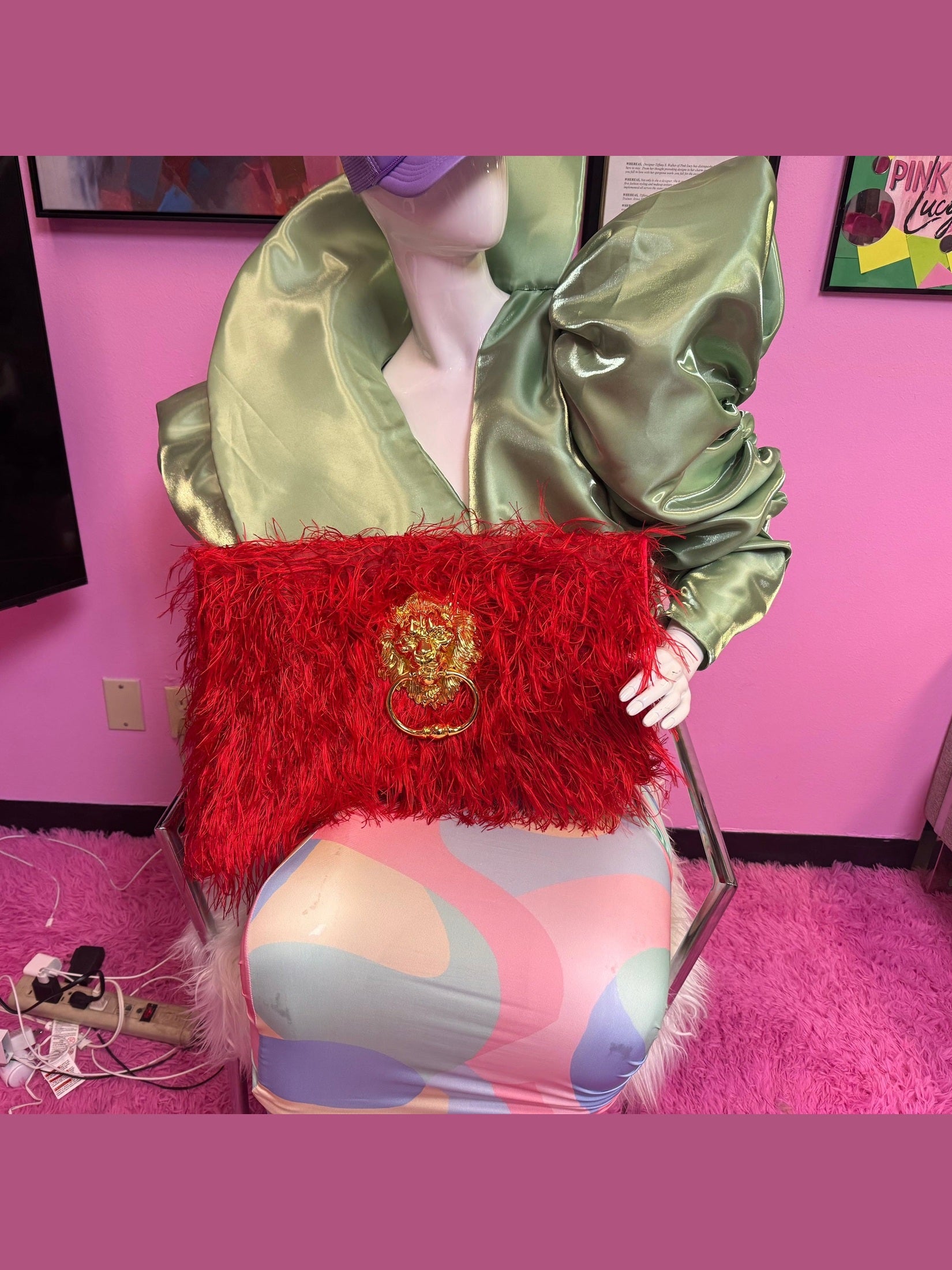 “MANE” CHARACTER ENERGY Clutch-  AS SEEN ON NBC & DEDE IN THE MORNING