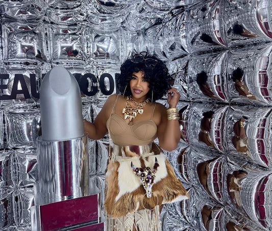 Longhorn Socialite