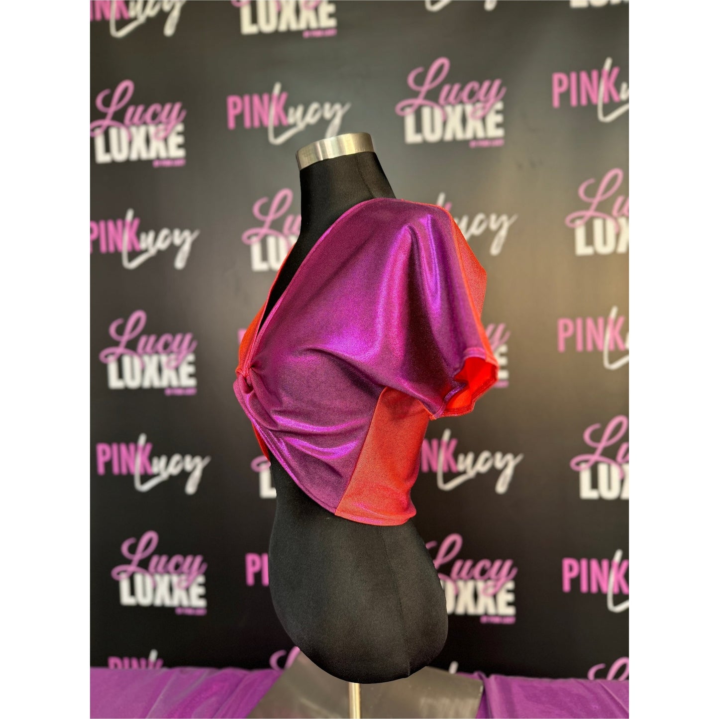 Don’t Get it Twisted - Ombré Plunging Neckline Top